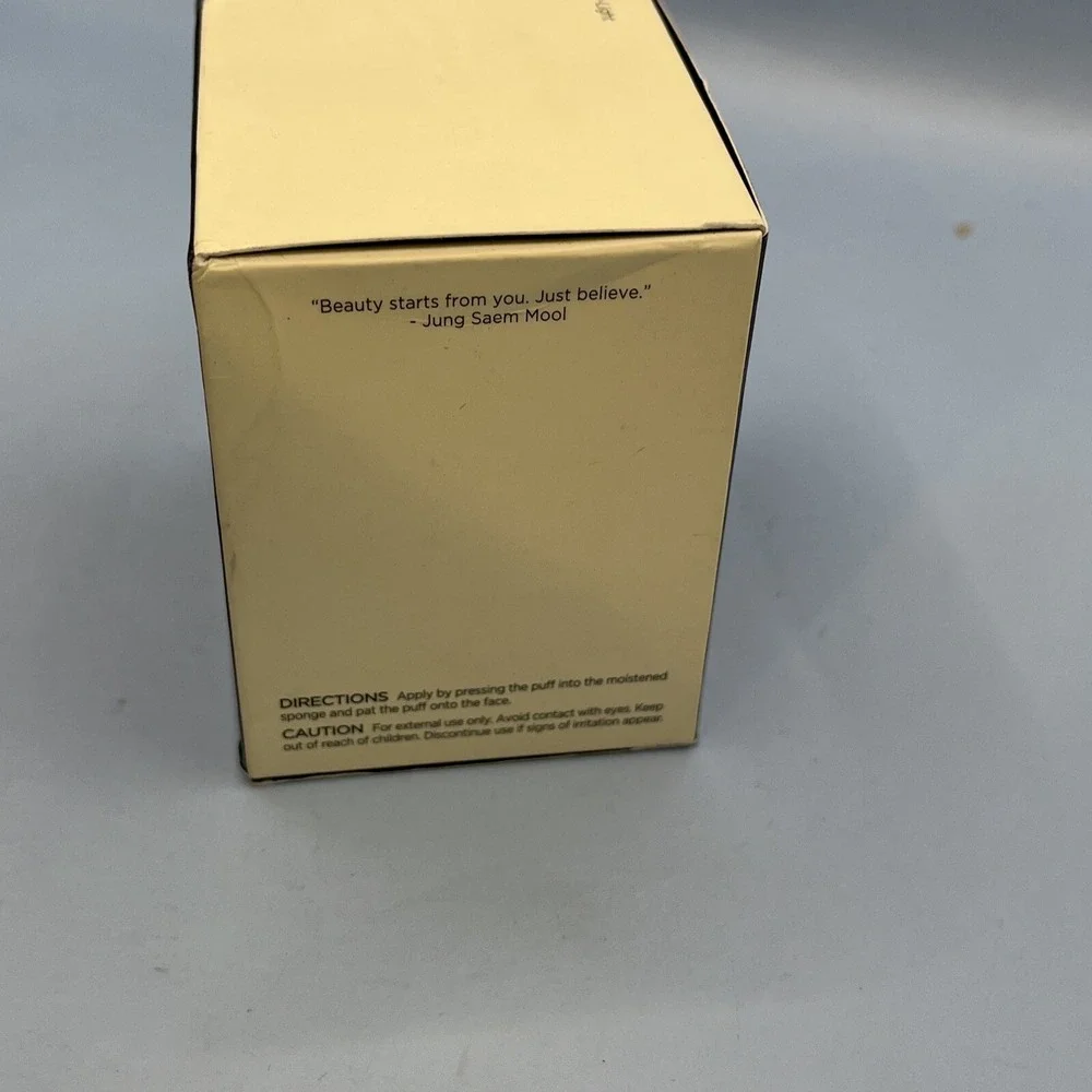 JungSaemMool Essential  Skin Nuder Cushion 14g + Refill 14g 17 Fair-Light